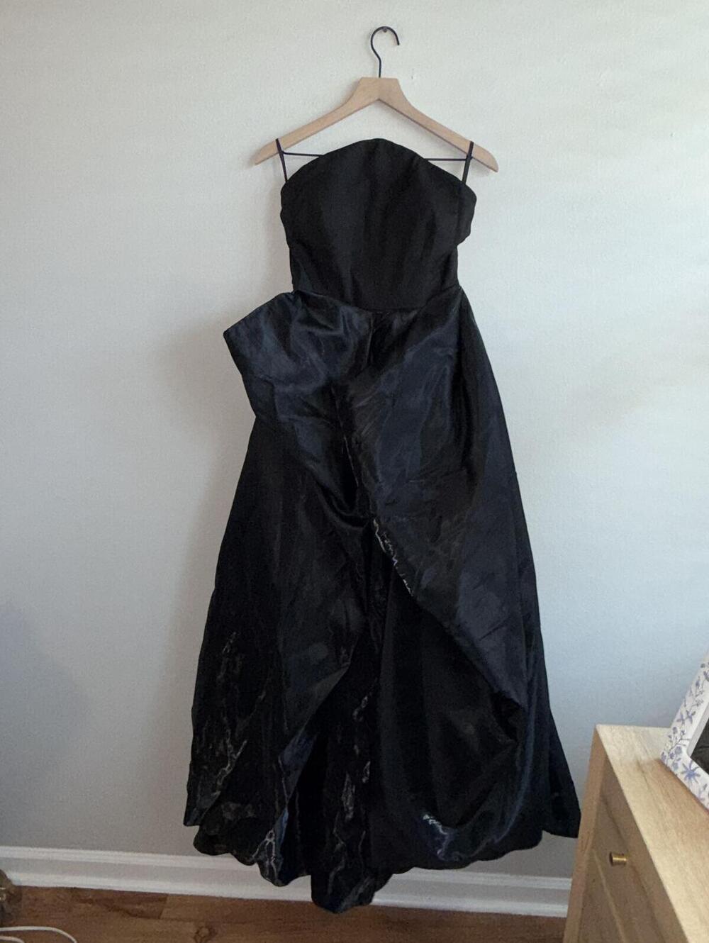 Missacc Black Satin Evening Gown with Draped Skirt, Formal Prom Dress, Size Notl